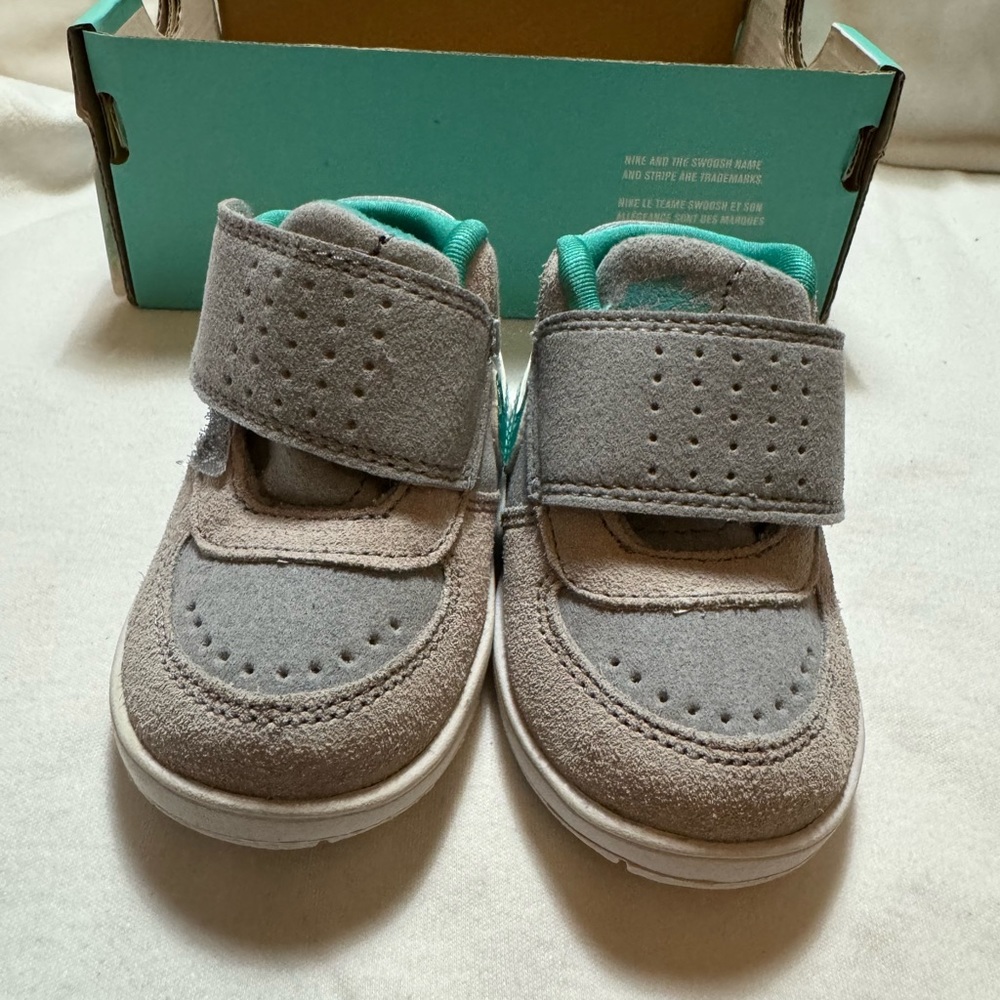 🆕 BABYNIKE MAVRK MID 3 sms